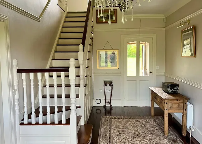 Countryside House & Private Garden Сasa de vacaciones *